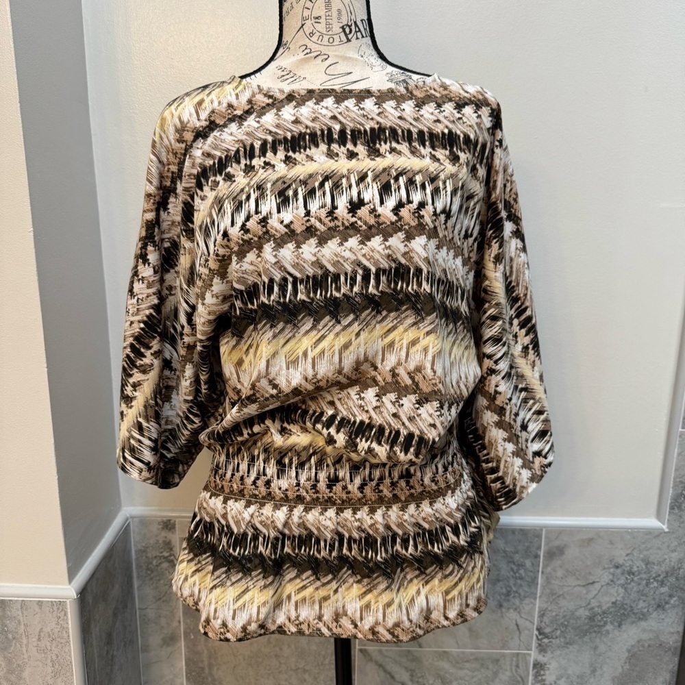 Chico’s Boho Smocked Waist Blouse in Neutral Tones Size 0/S
